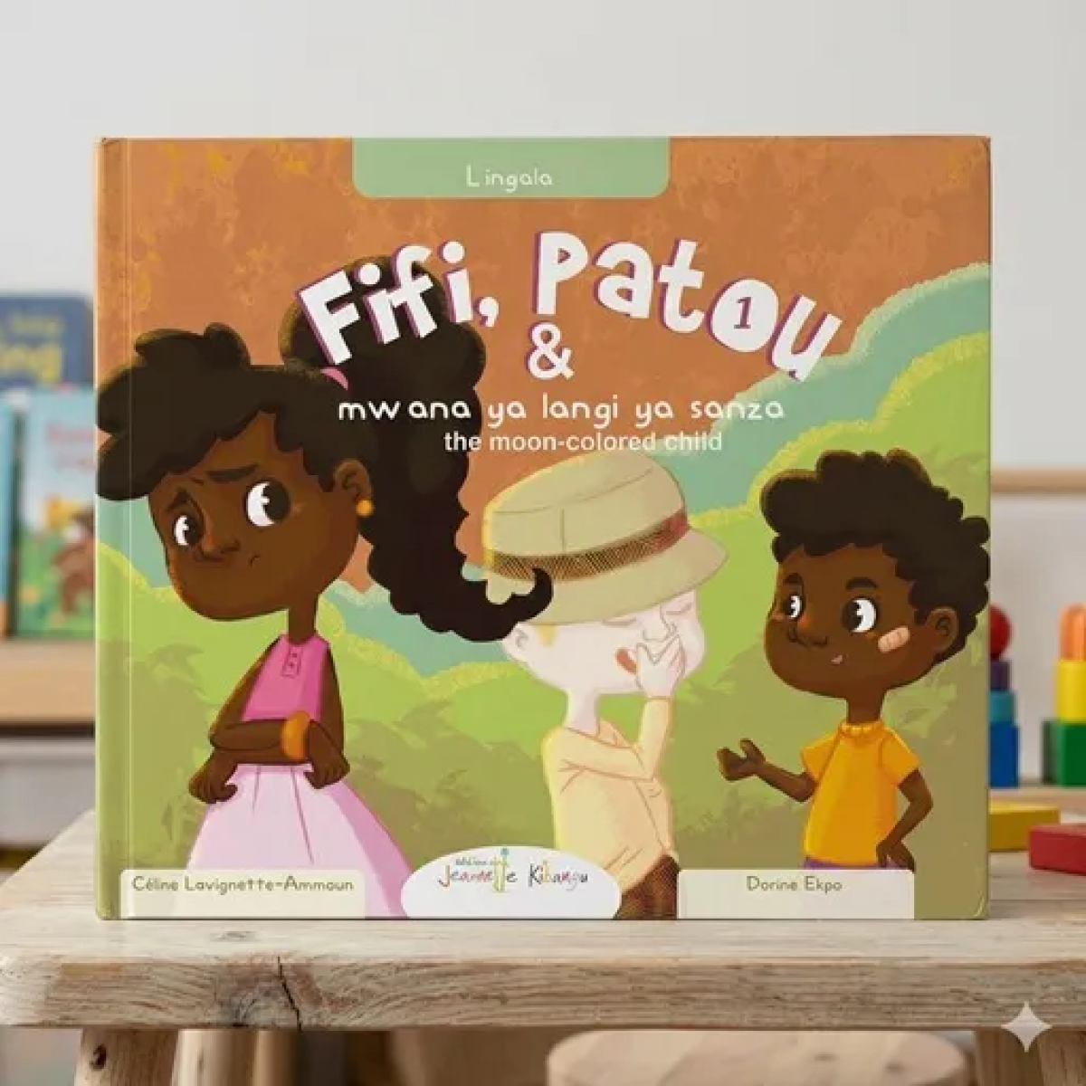 Fifi et Patou et l’enfant couleur de lune 🌙